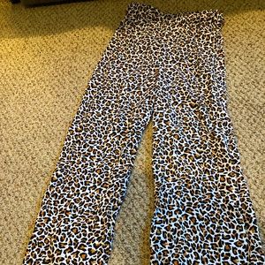 Cute cheetah print light weight pants